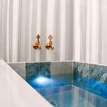 Ivy Hotel