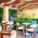 Hotel Ivy 4*