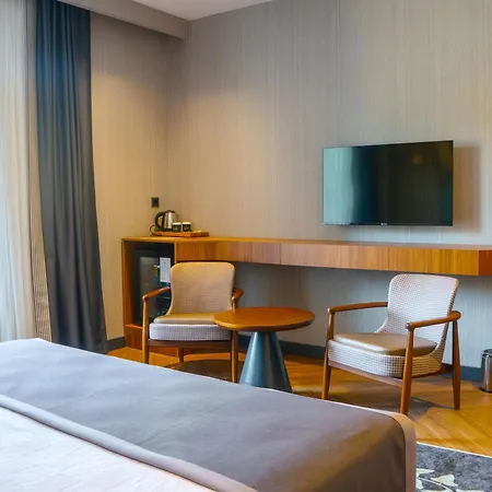 Ivy Otel